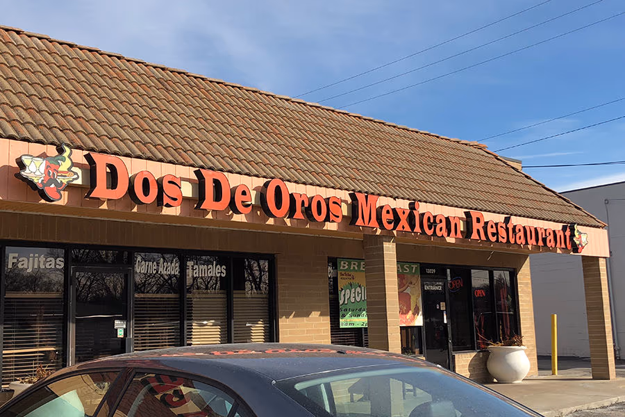 Dos de Oros photo 2
