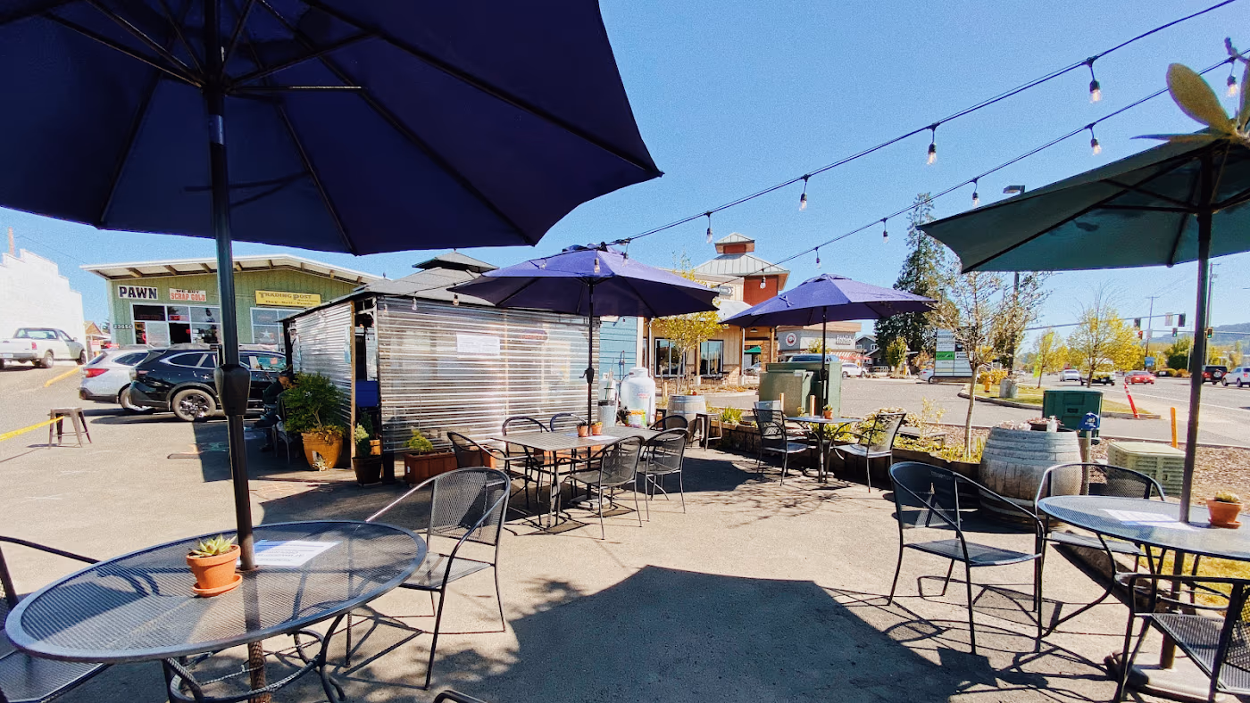 Dos Mundos Mexican American Cuisine