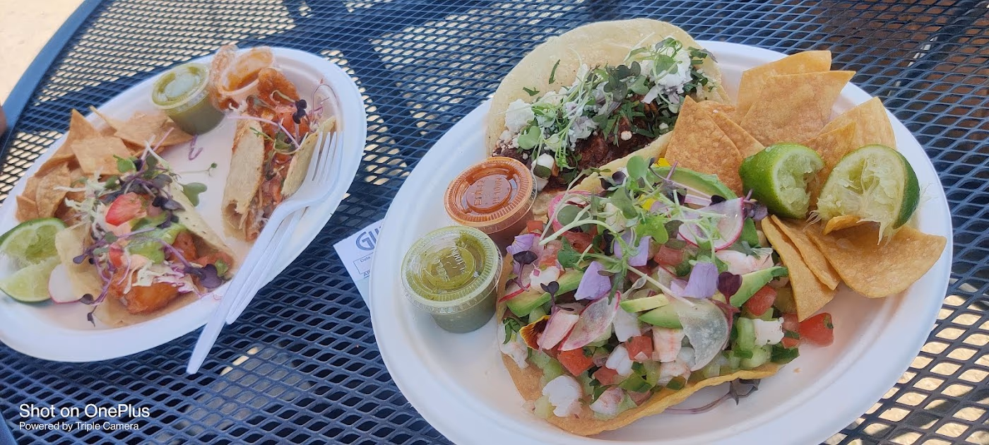 Dos Mundos Mexican American Cuisine photo 2