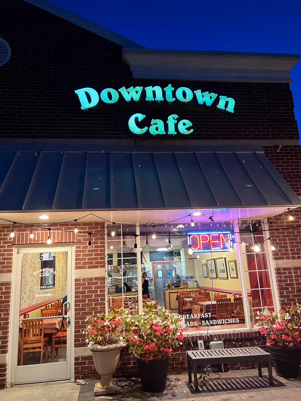 Downtown Cafe