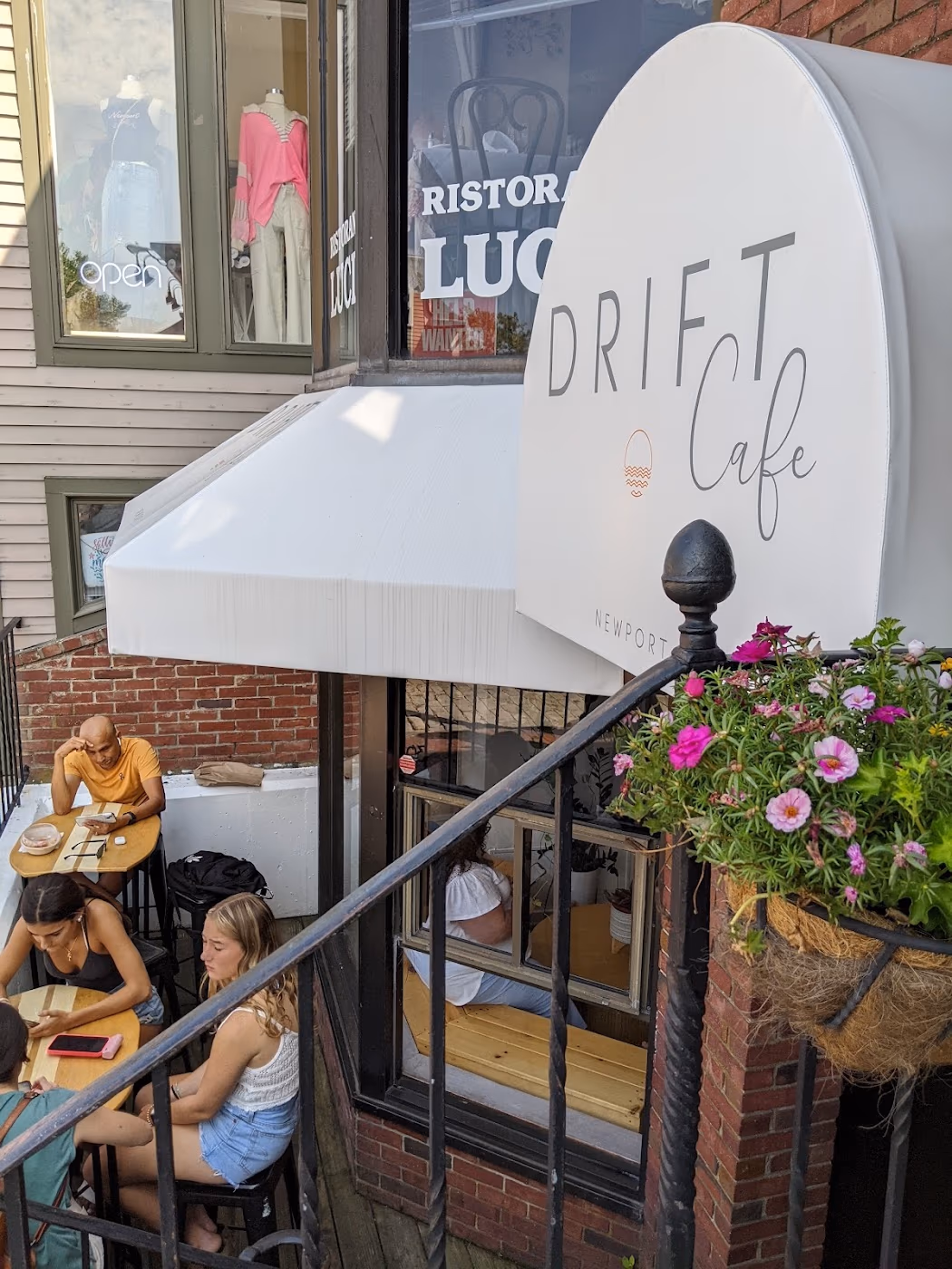 Drift Cafe Newport photo 3