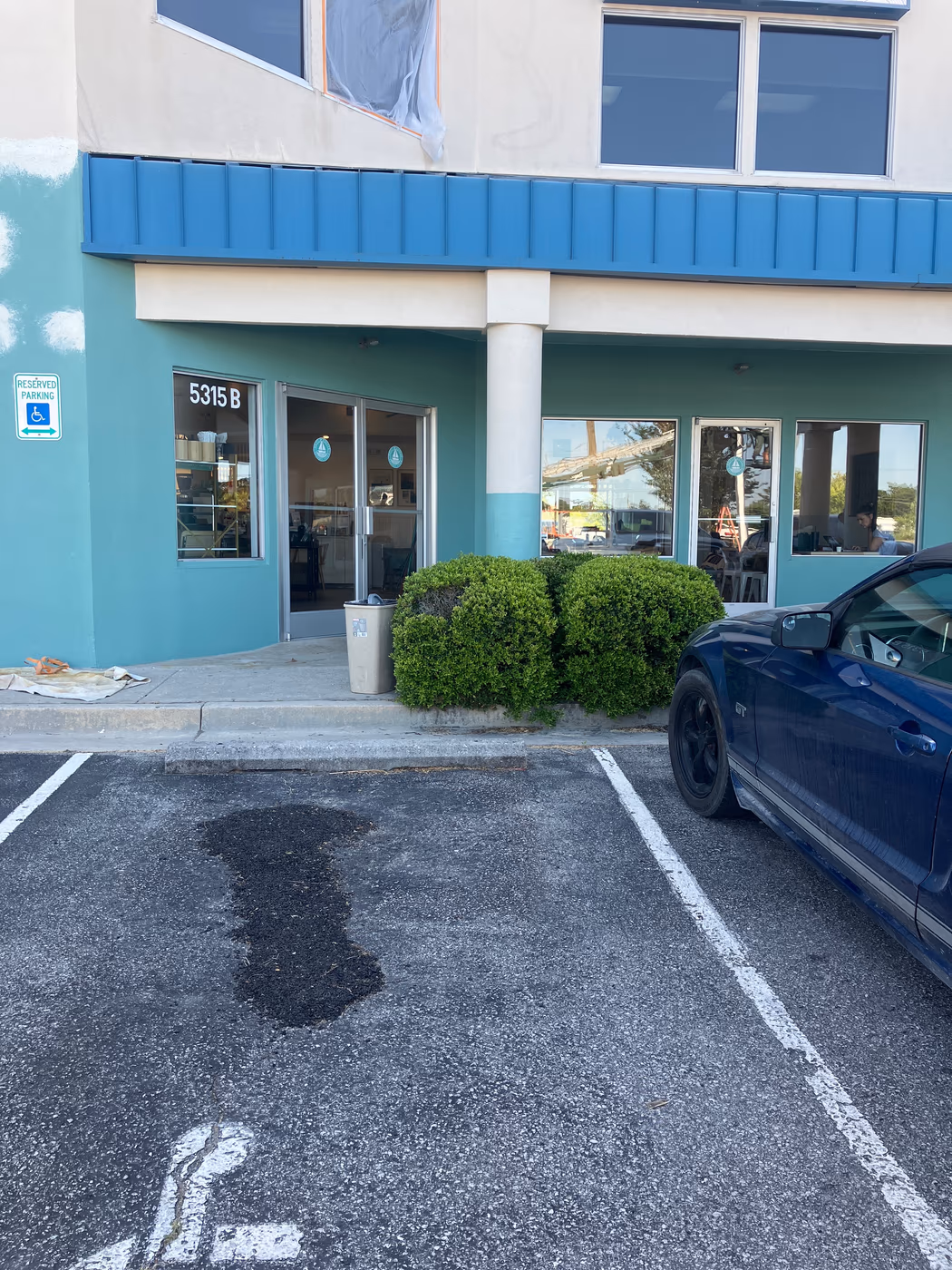 DRIFT Coffee Shop & Kitchen Monkey Junction