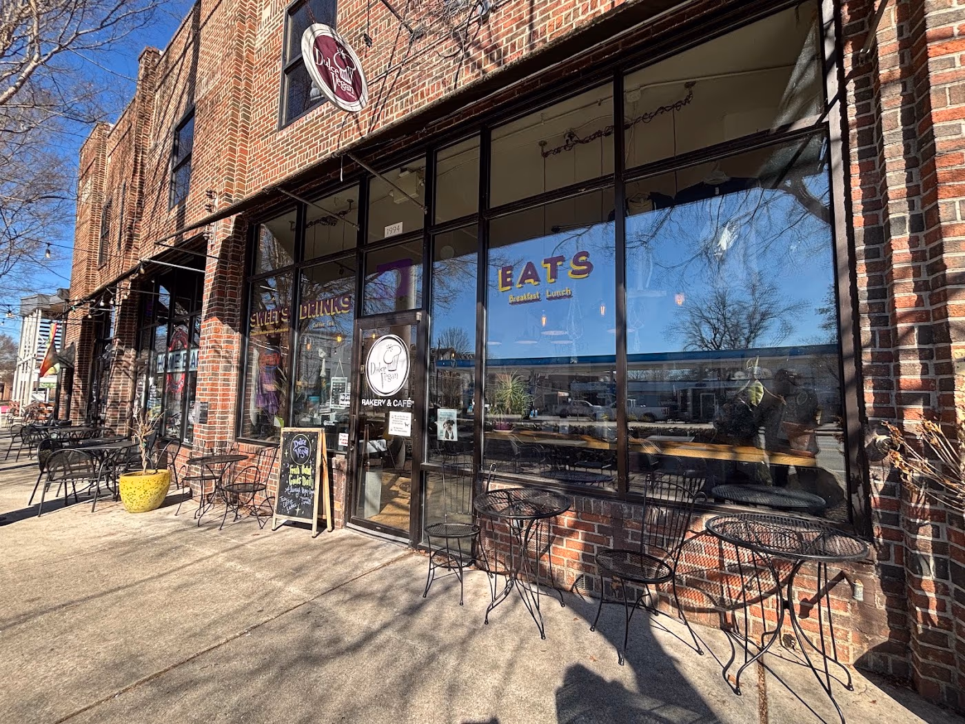 Dulce Vegan Bakery & Cafe photo 2