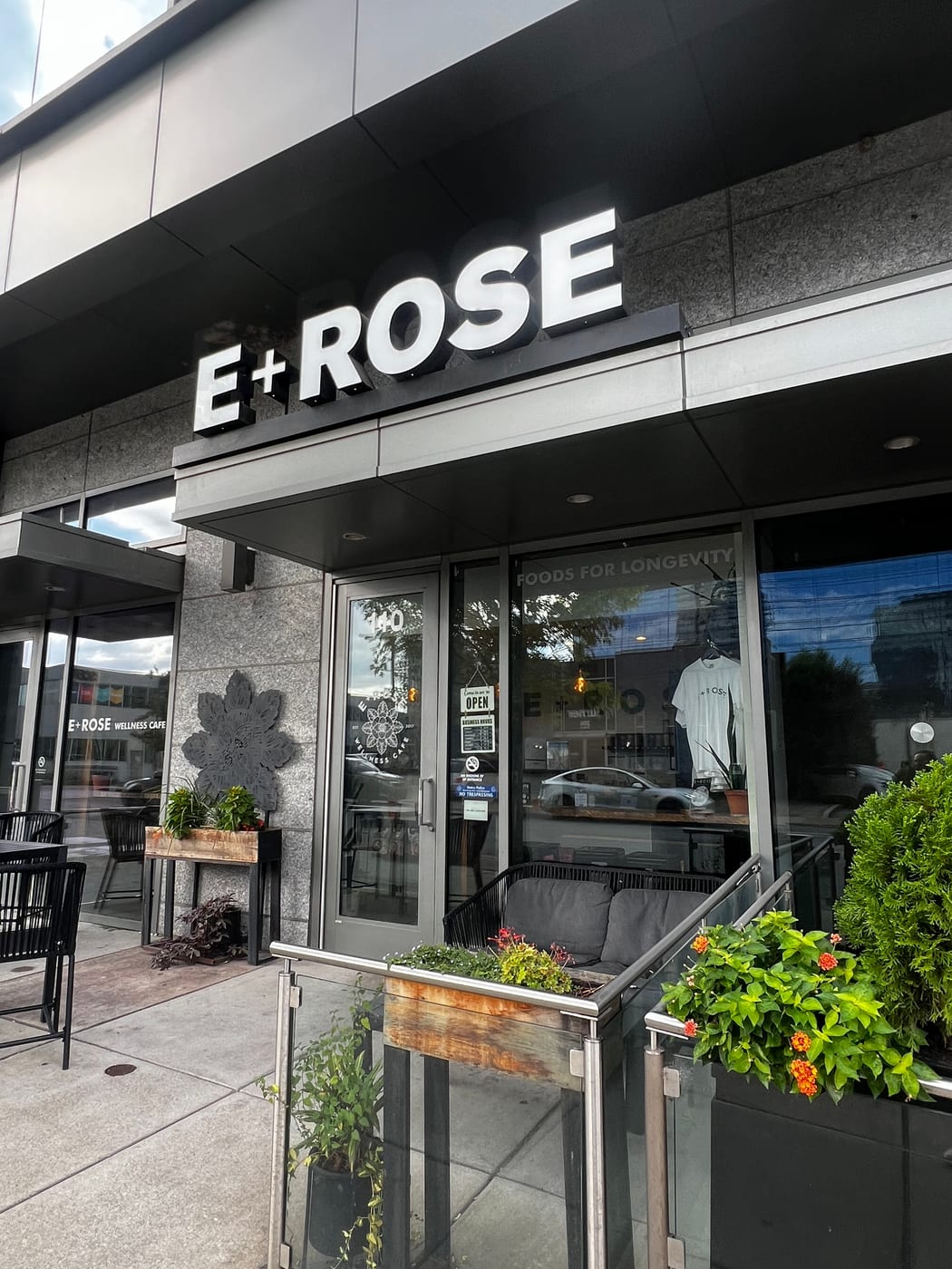 E+ROSE Wellness Cafe
