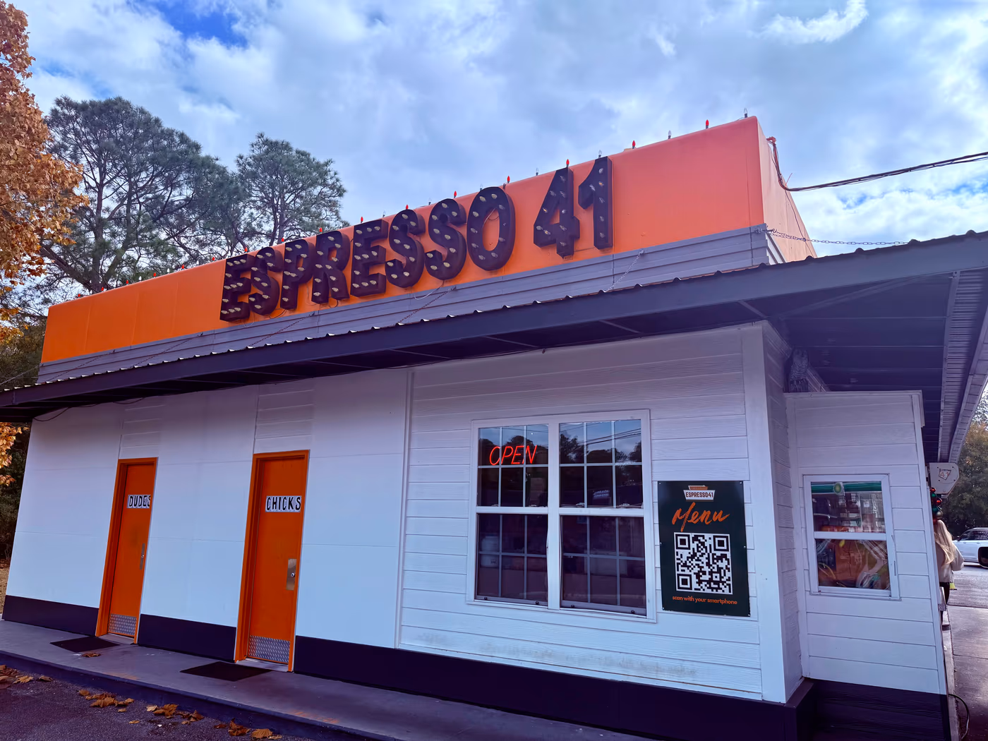 E41 Coffee & Burgers