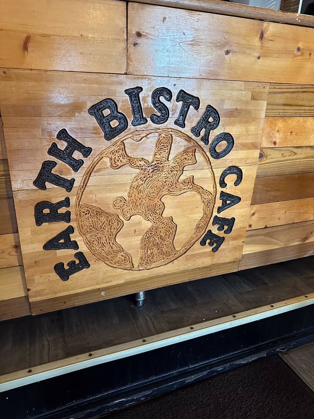 Earth Bistro Café photo 2