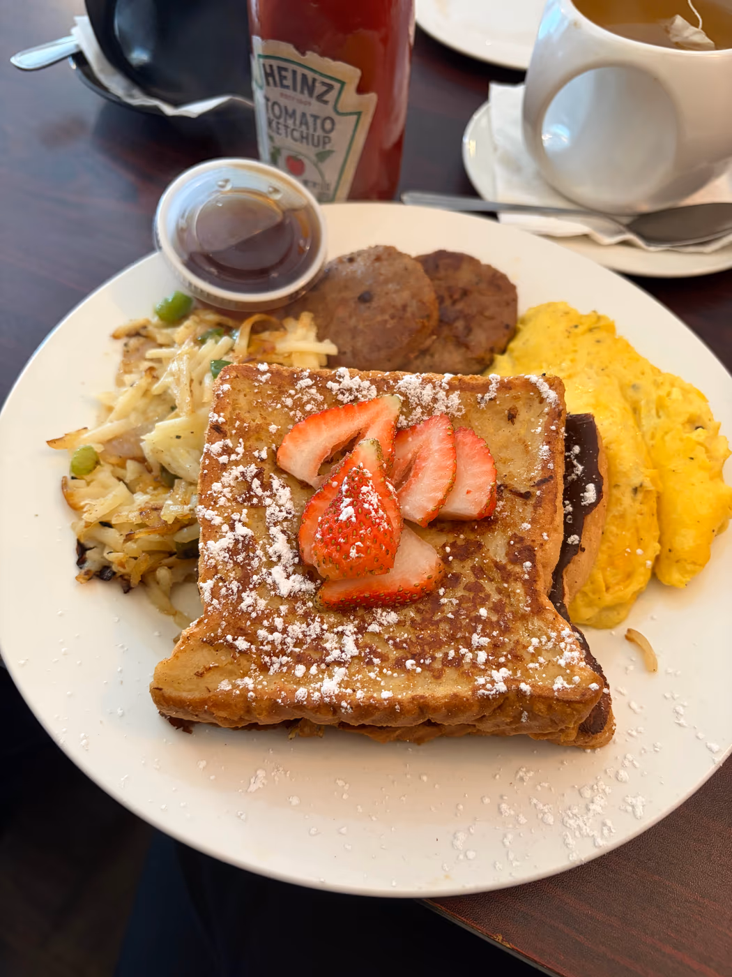 Earth Bistro Café photo 3