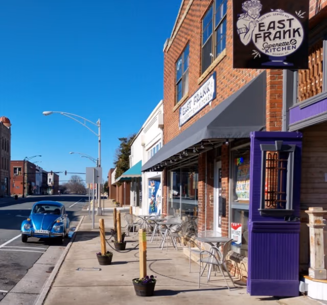 East Frank Superette and Kitchen