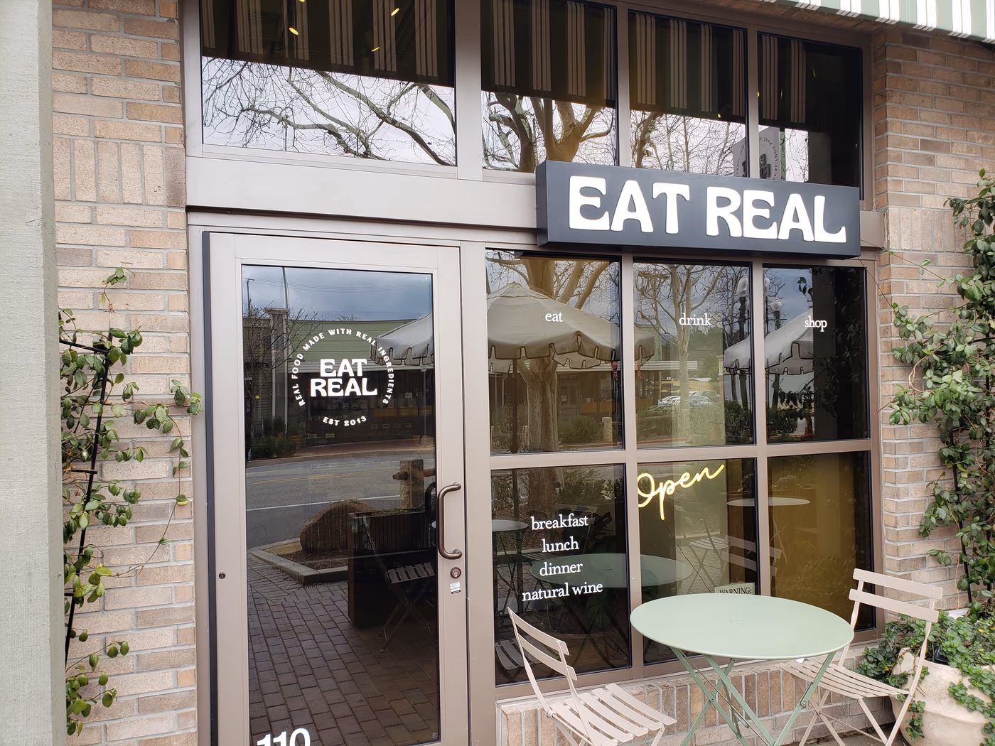 Eat Real on Main photo 3