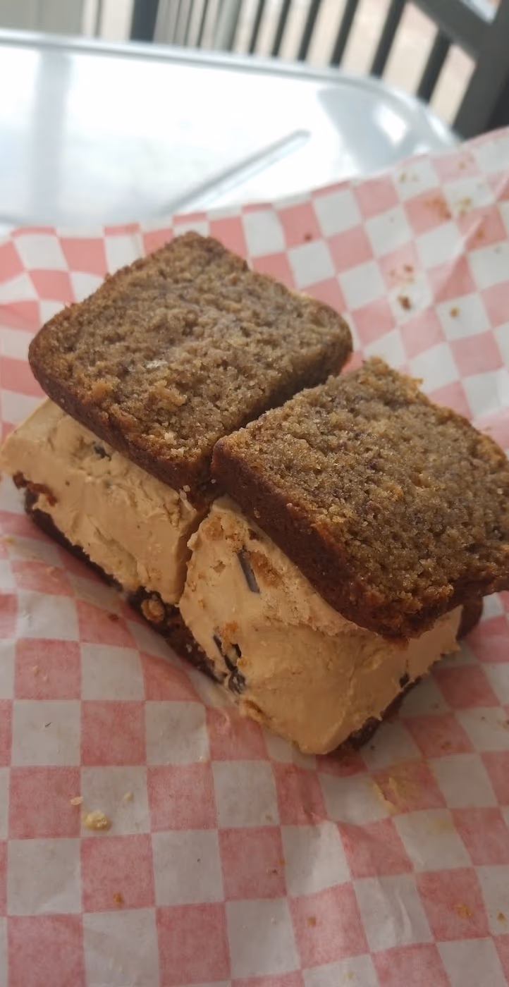 eats & sweets photo 4