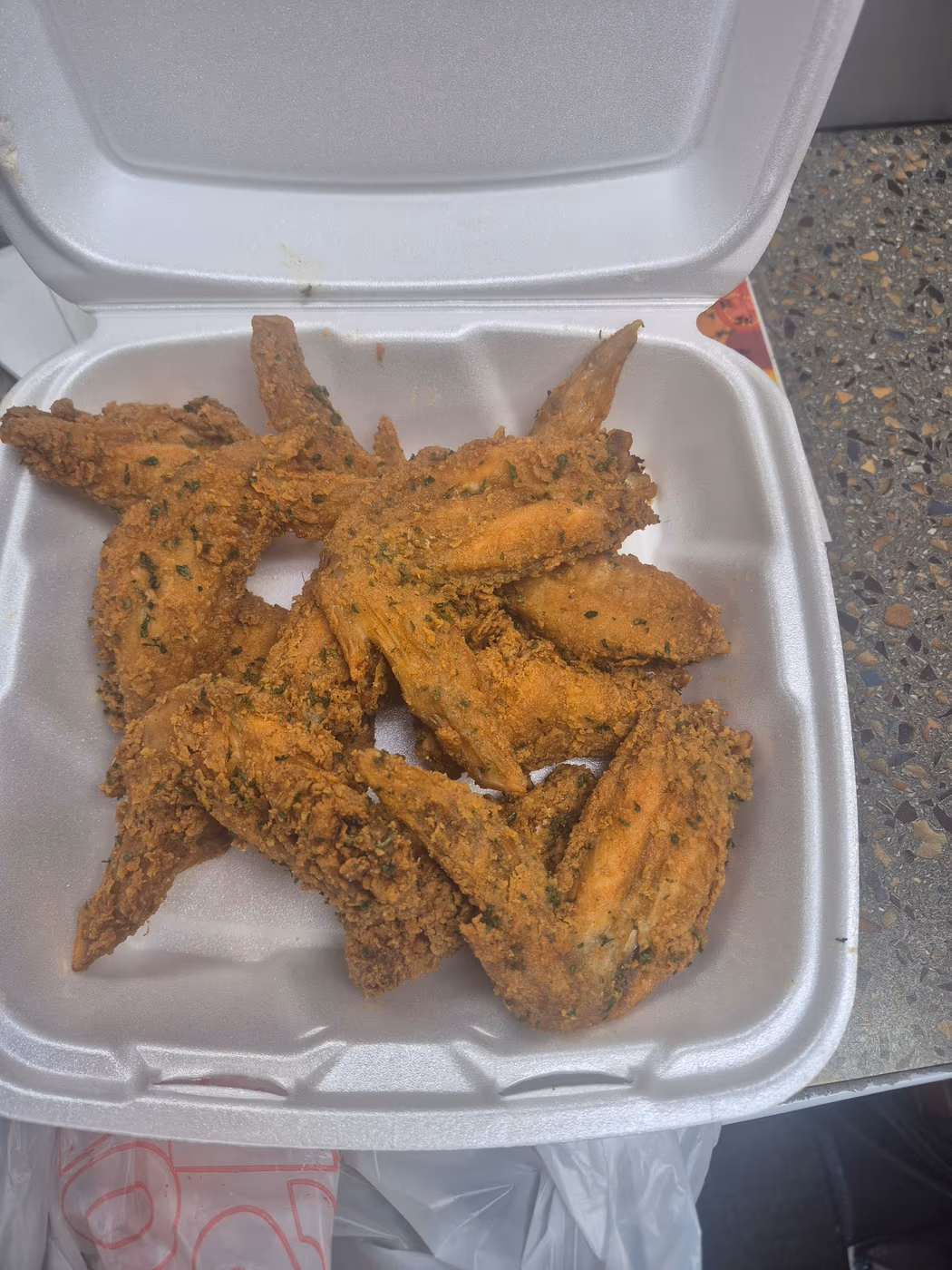 EatZ & TreatZ WingZ & ThingZ