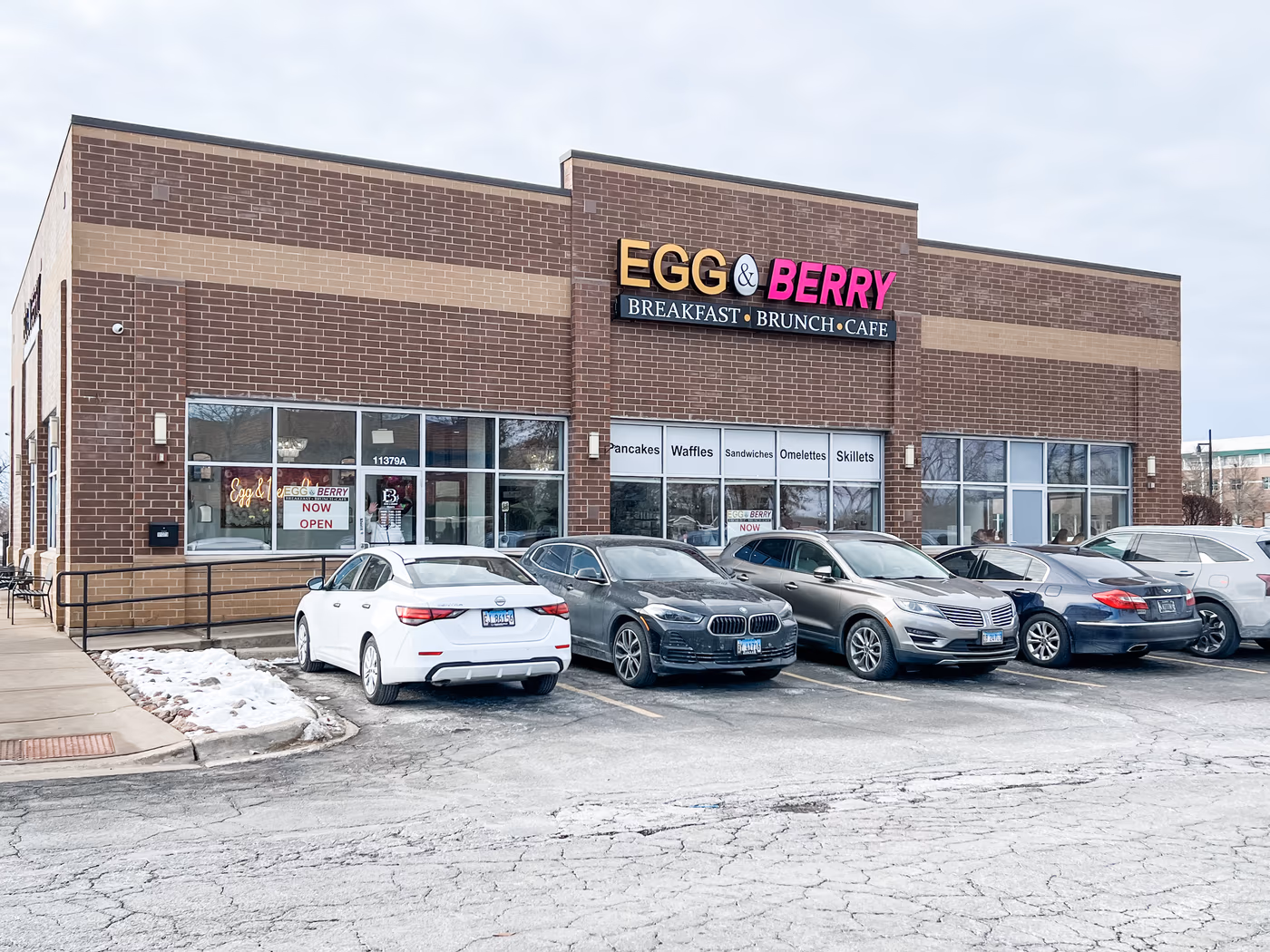 Egg & Berry Breakfast & Brunch Café