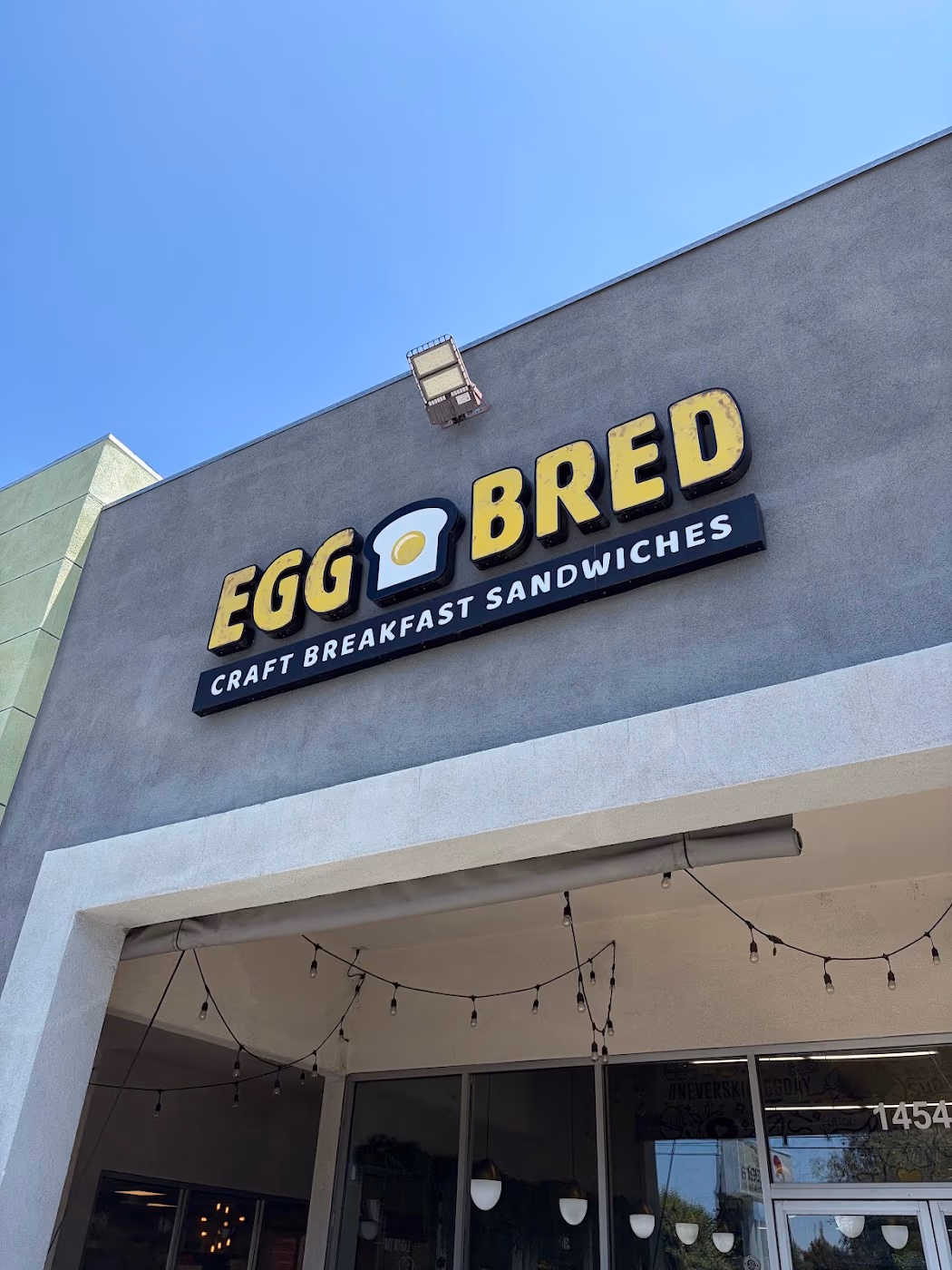 Eggbred photo 3