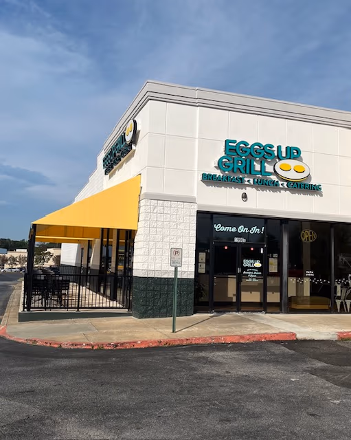 Eggs Up Grill photo 4