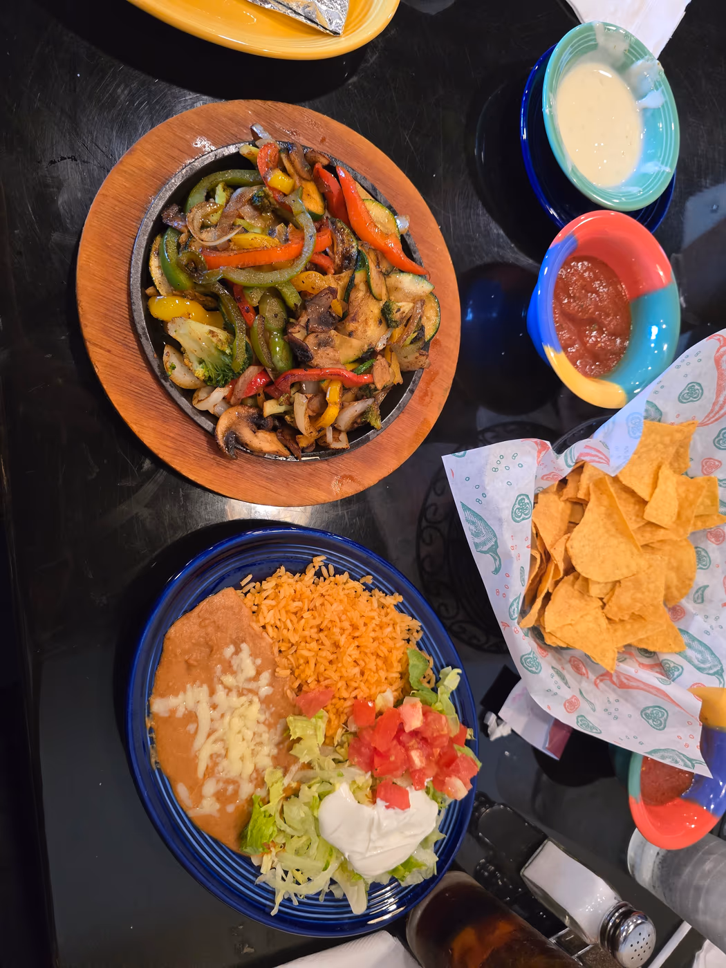 EL ARADO MEXICAN RESTAURANT photo 2
