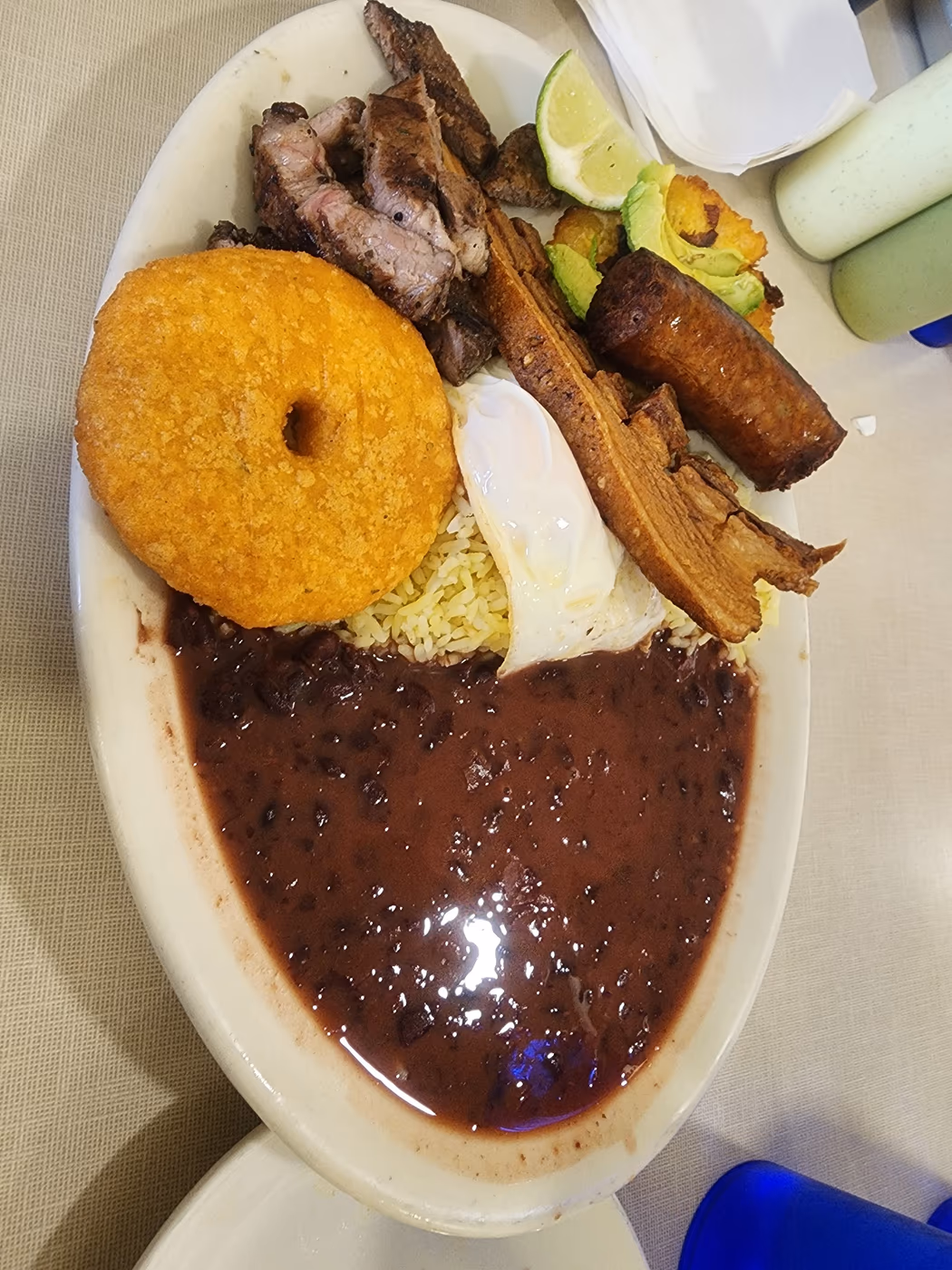 El Arepón Venezuelan Food