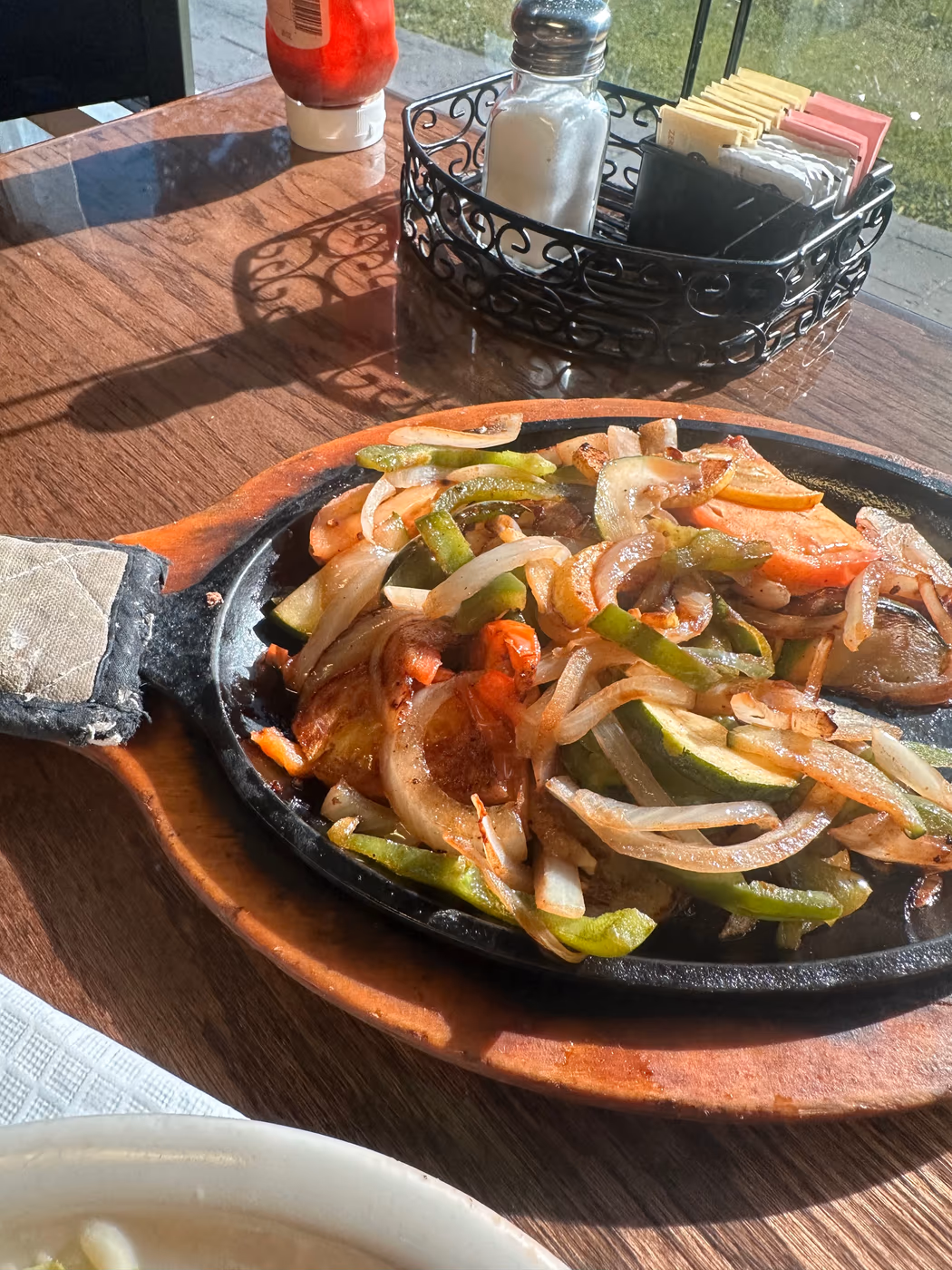 El Cantarito Mexican Restaurant photo 3