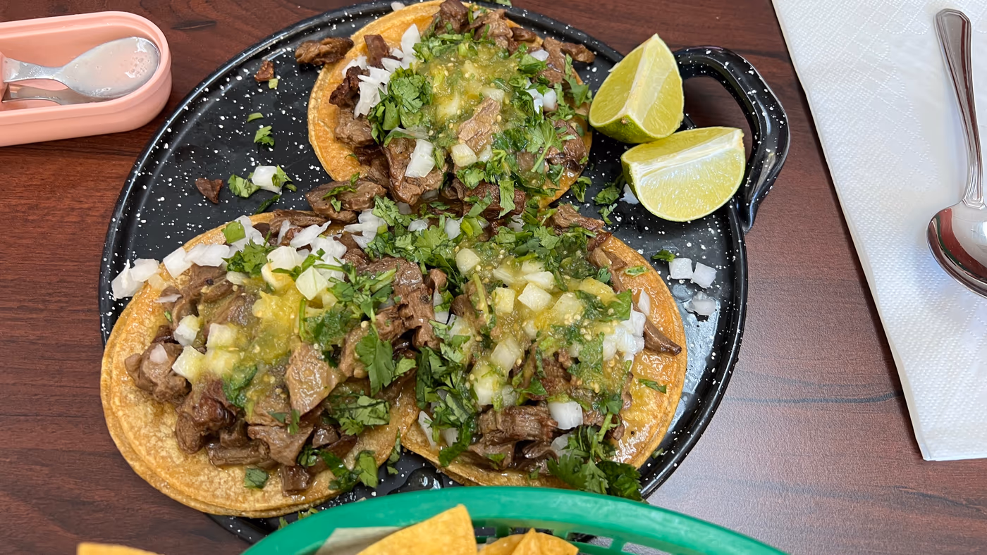 El Cantaro Vegan Taqueria photo 4