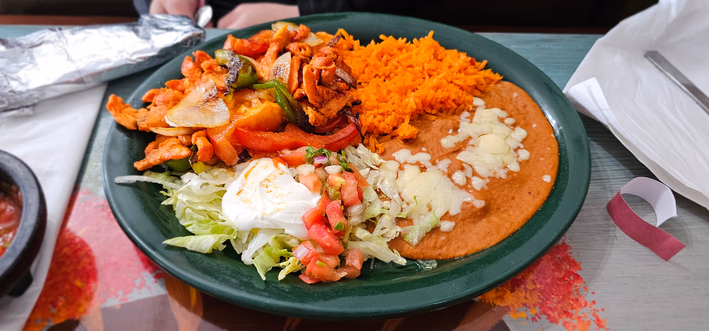El Cazador Bar and Grill 1
