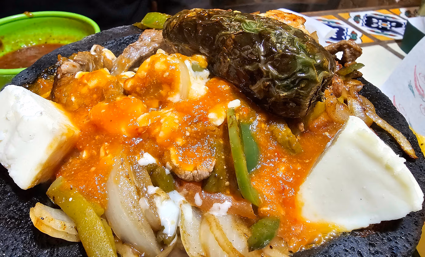 EL Loro Lexington photo 3