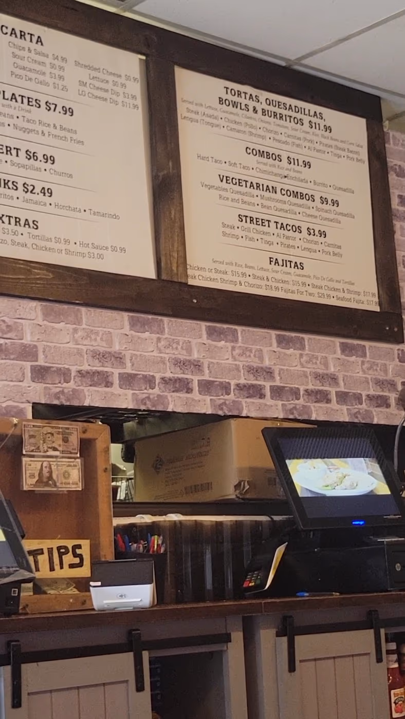 El Ocho Loco, Mexican Restaurant photo 4