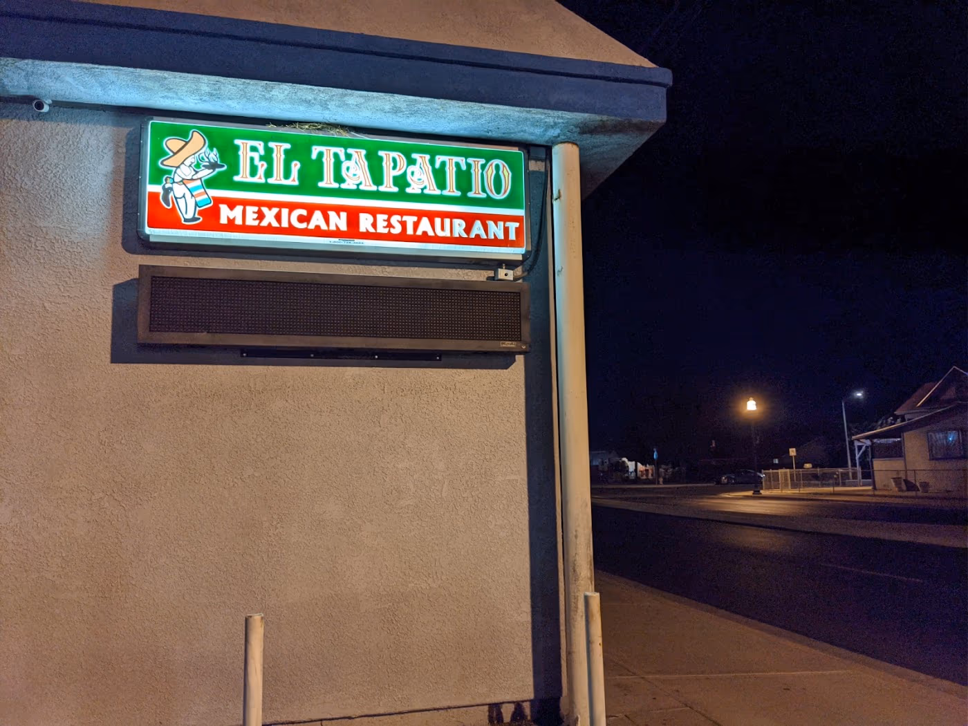 El Tapatio Restaurant photo 2