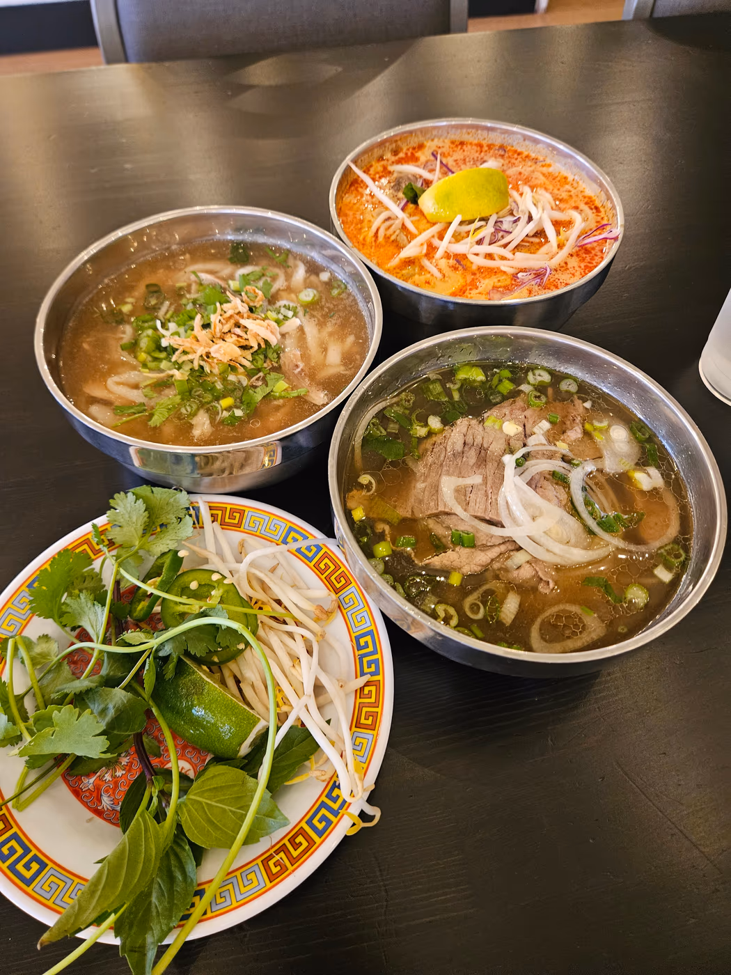 Elle's Cafe Asian Cuisine