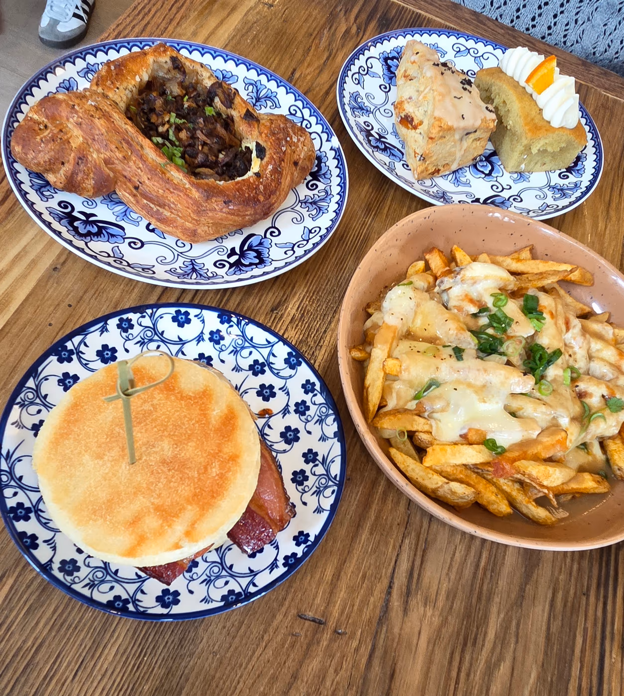 Ellie's