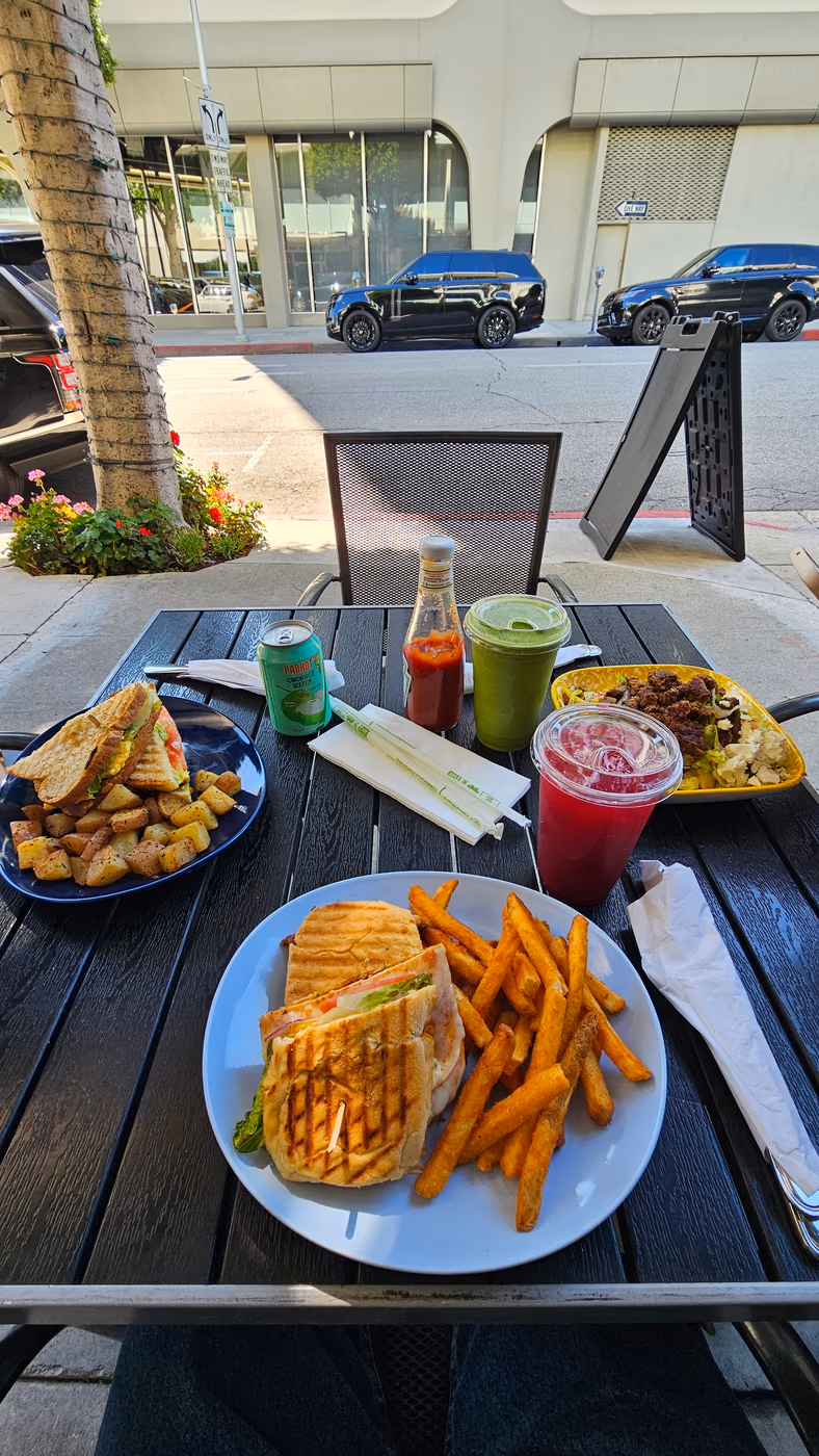 Energy Life Cafe