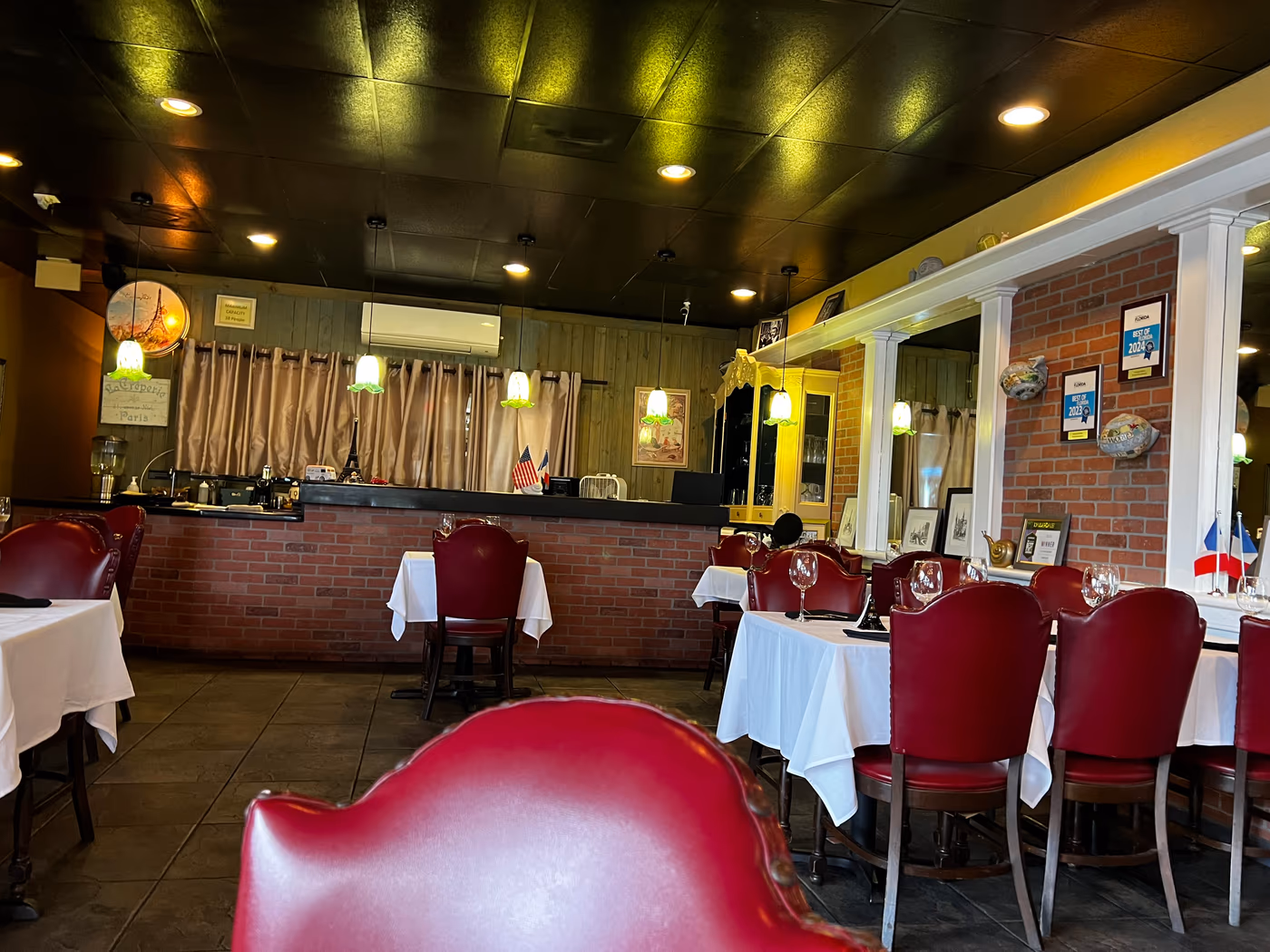 Escargot Bistro