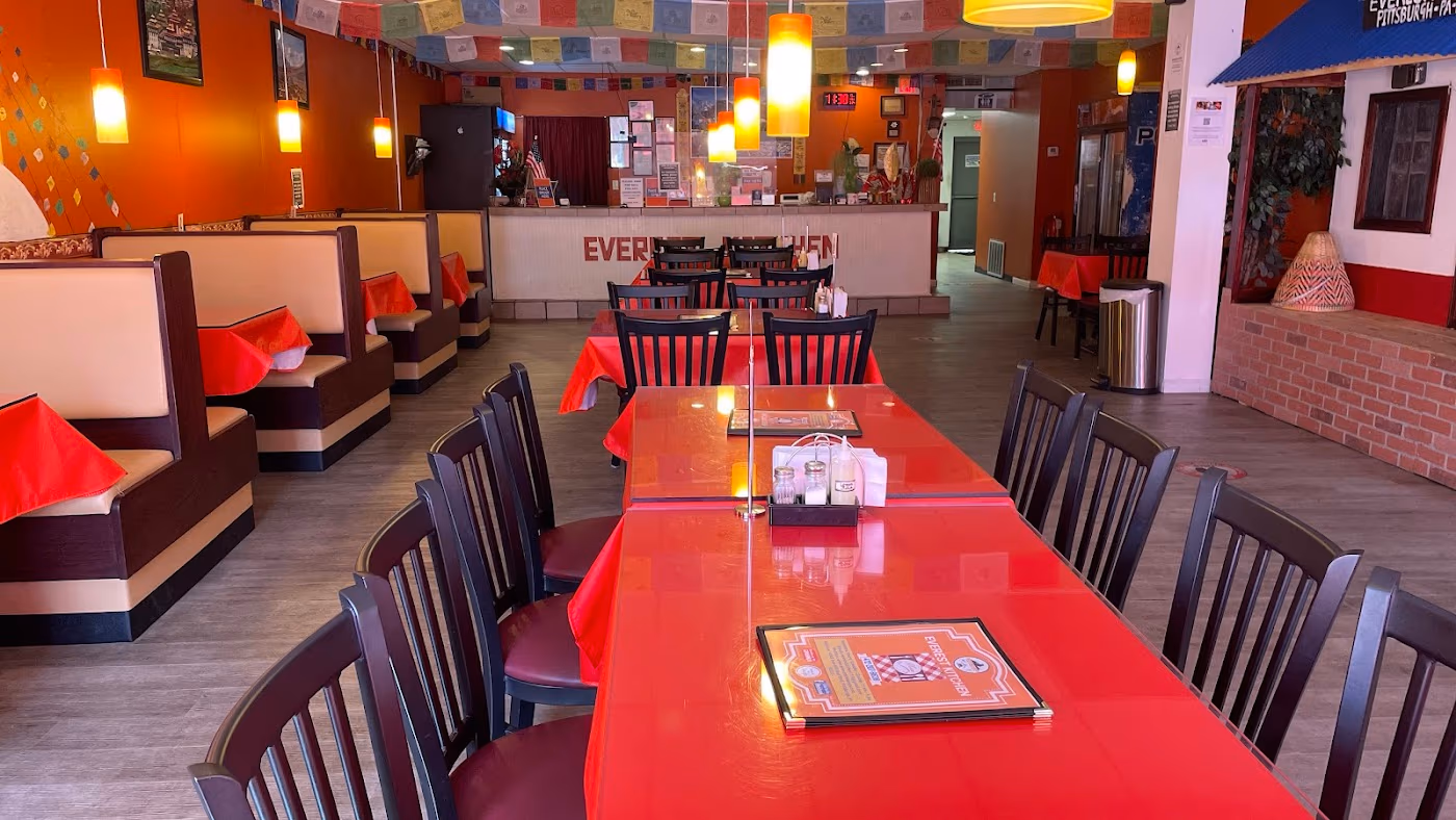 Everest Kitchen photo 2