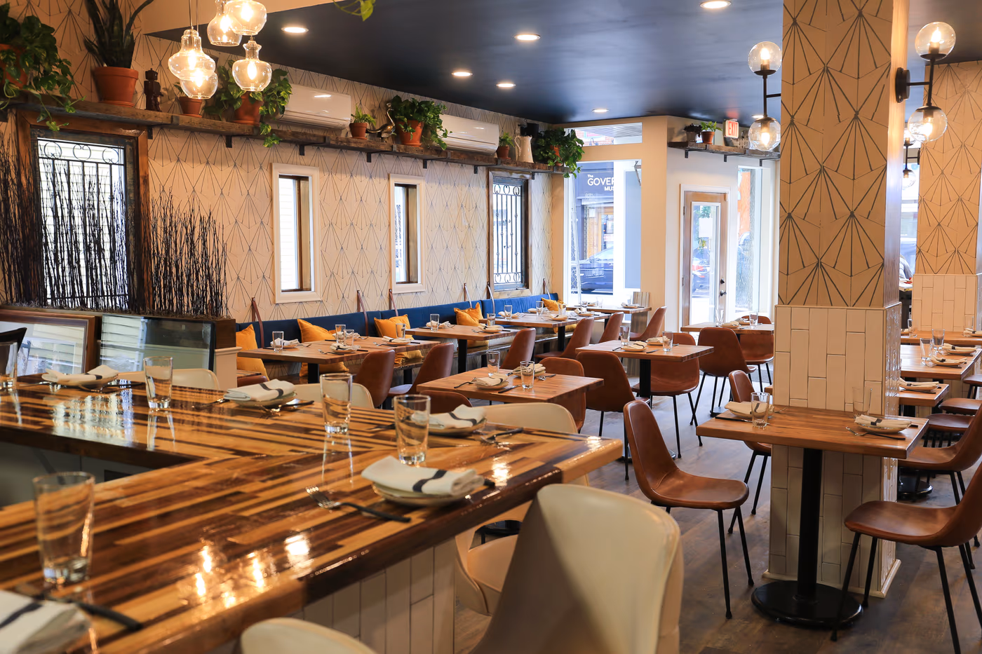 EYV Restaurant photo 4