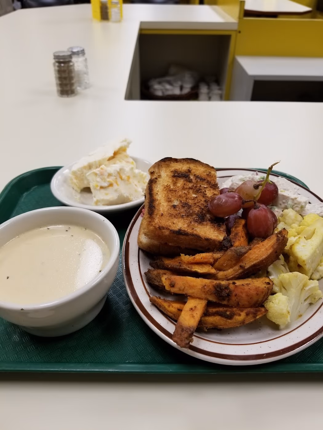 F.A.R.M. (Feed All Regardless of Means) Cafe photo 4