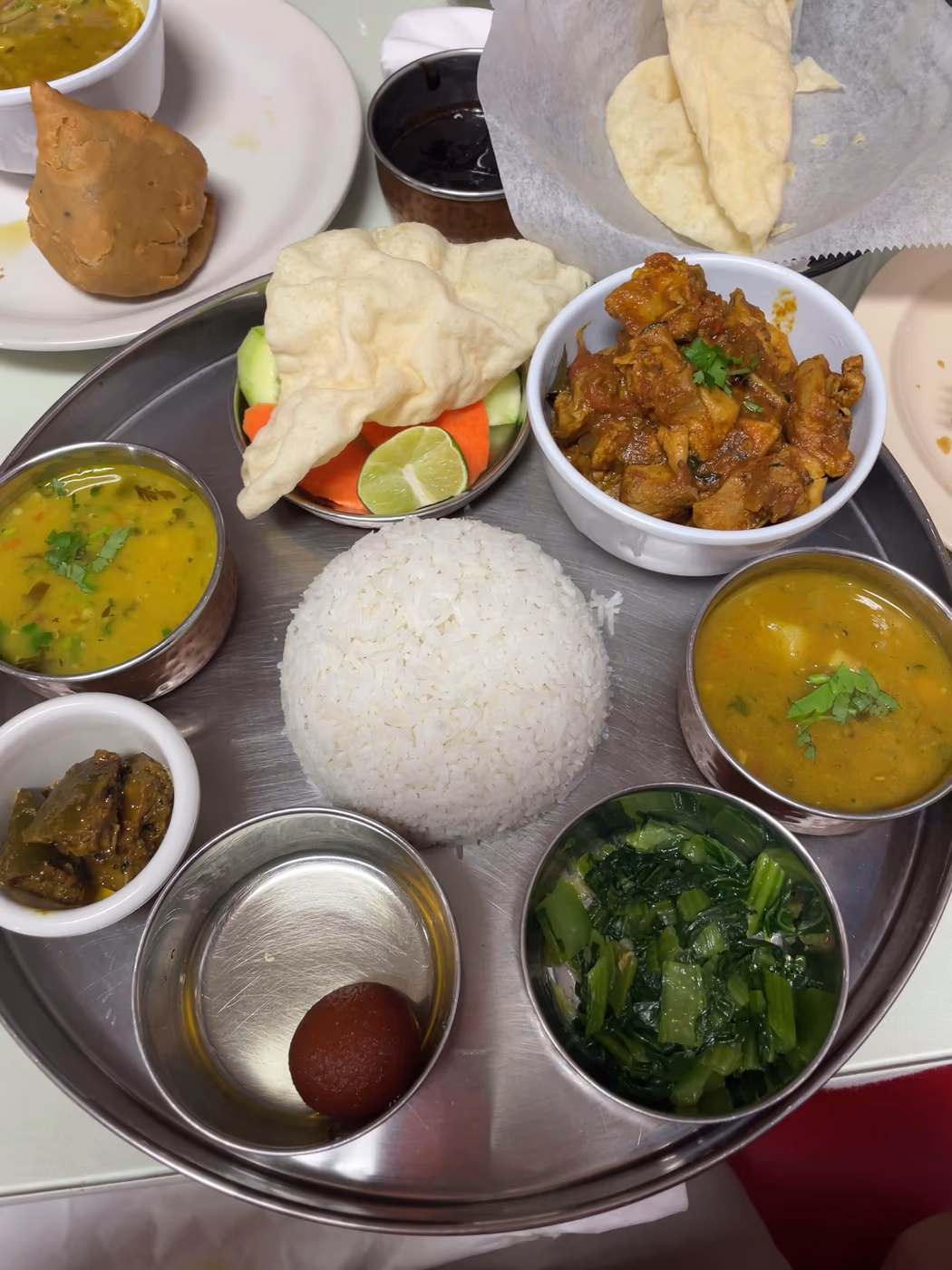 Family Vansa Ghar Restaurant & Bar