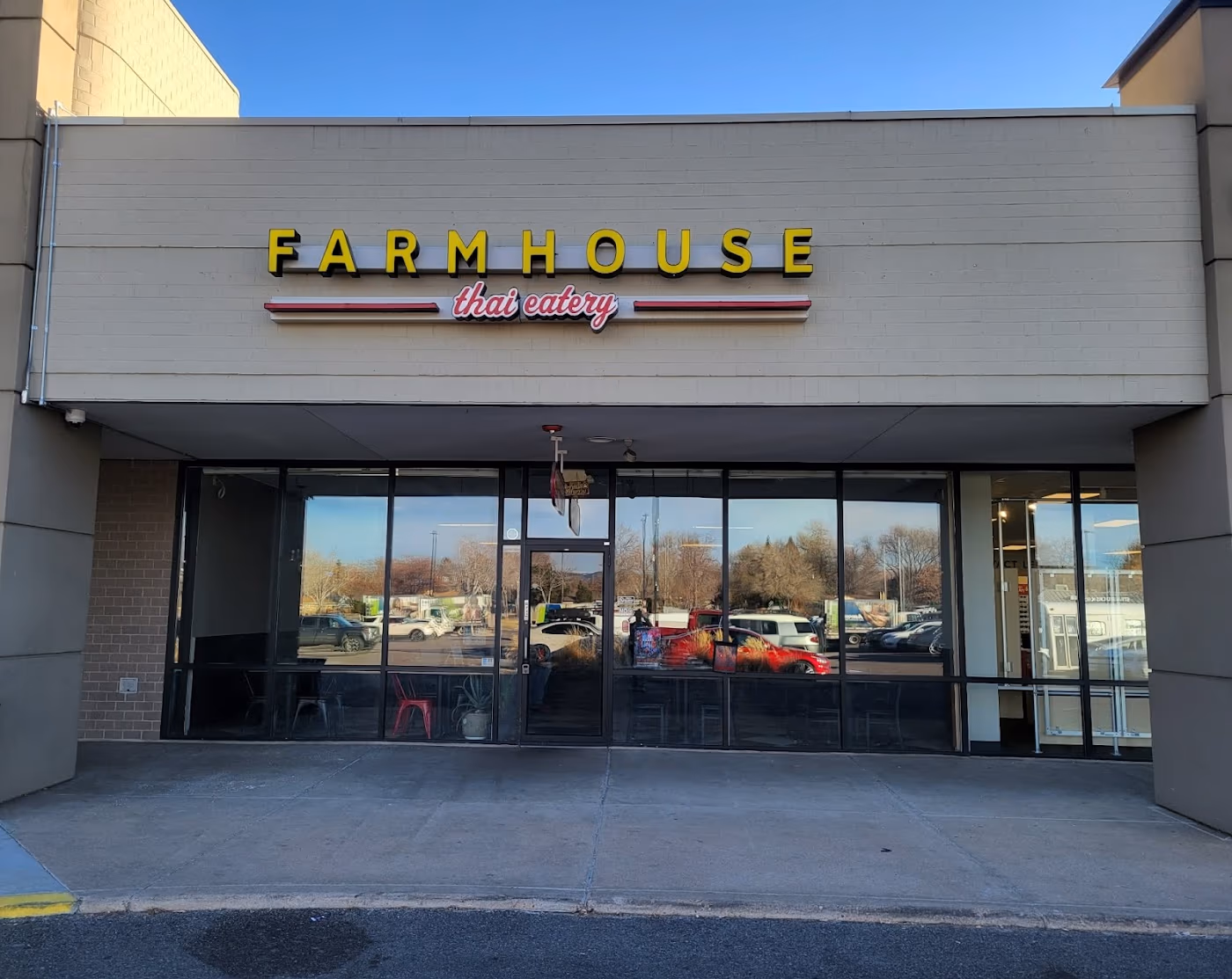 Farmhouse Thai Eatery photo 4