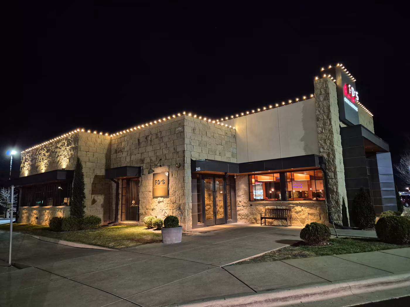 FD's Grillhouse photo 3