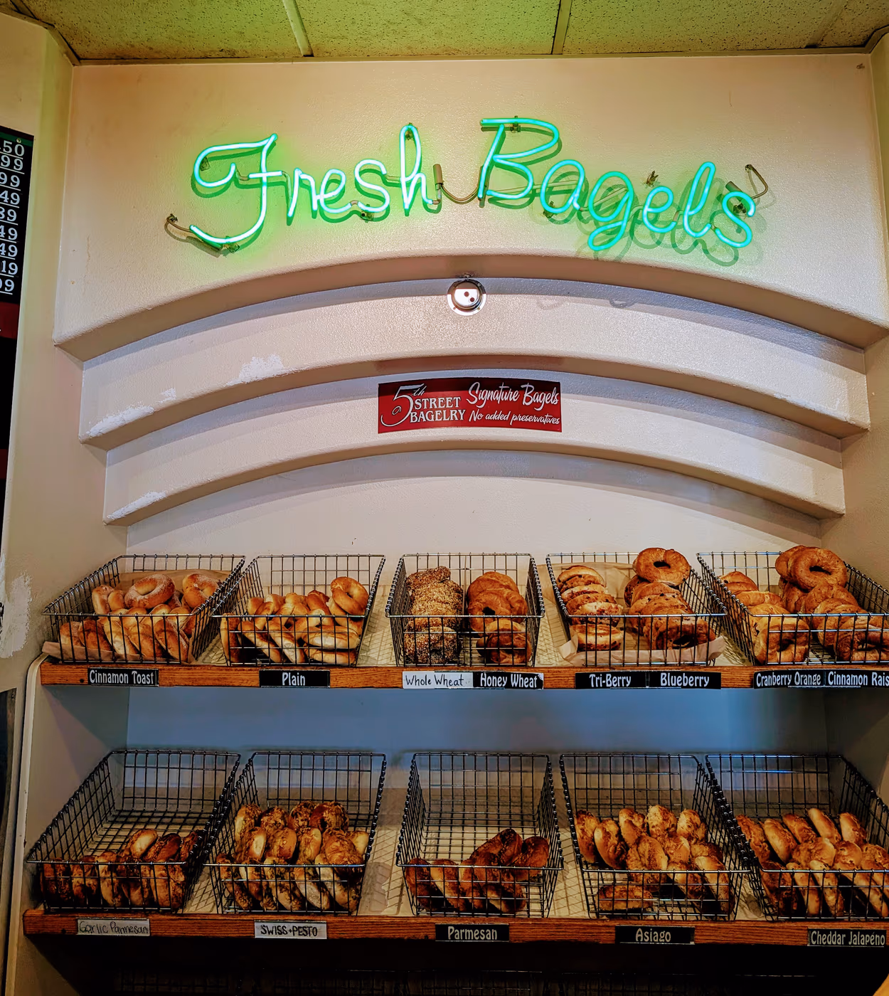 Fifth Street Bagelry photo 3