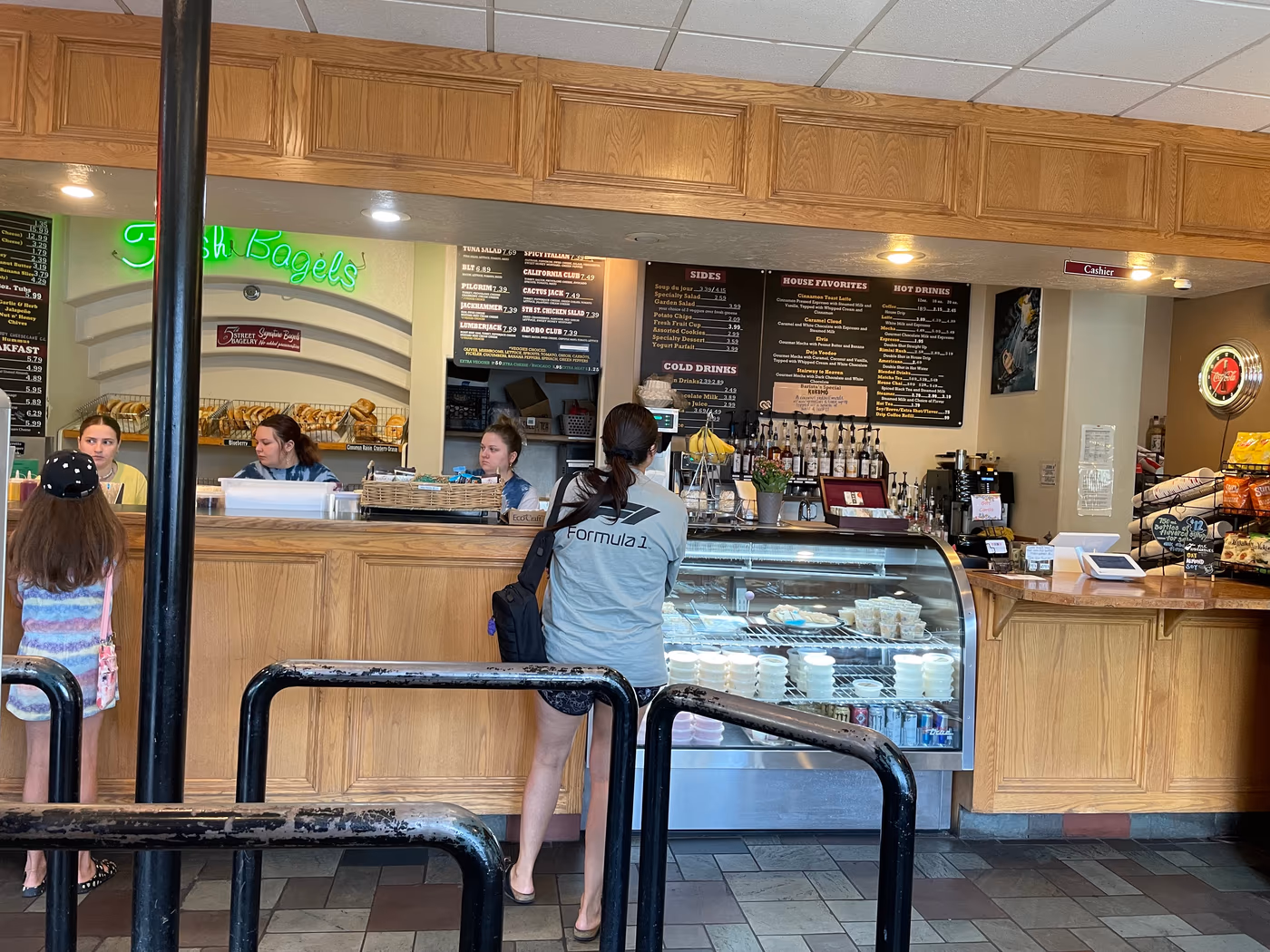 Fifth Street Bagelry photo 4