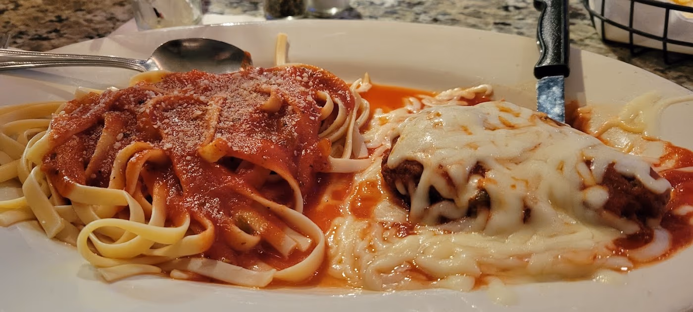 Figaretti's Restaurant photo 3