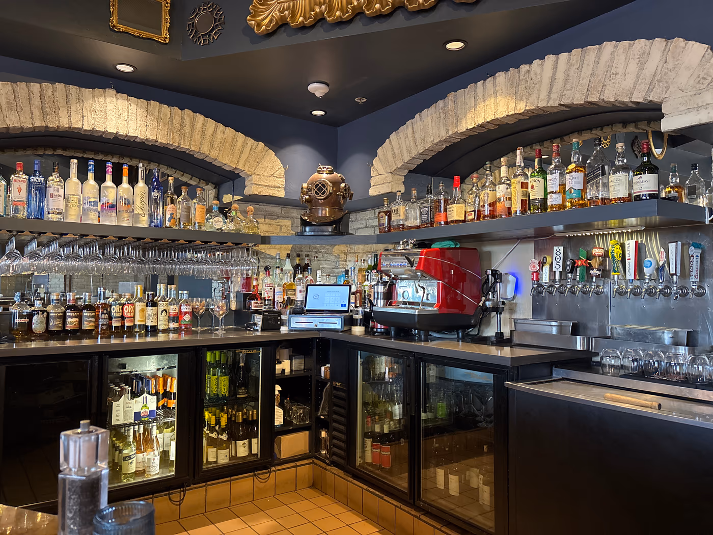 FIGS oven + enoteca