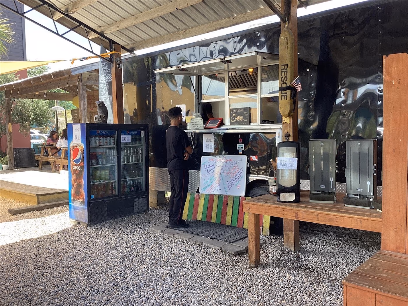 Finns Island Style Grub + Finns Barista Bar and Snack Shack