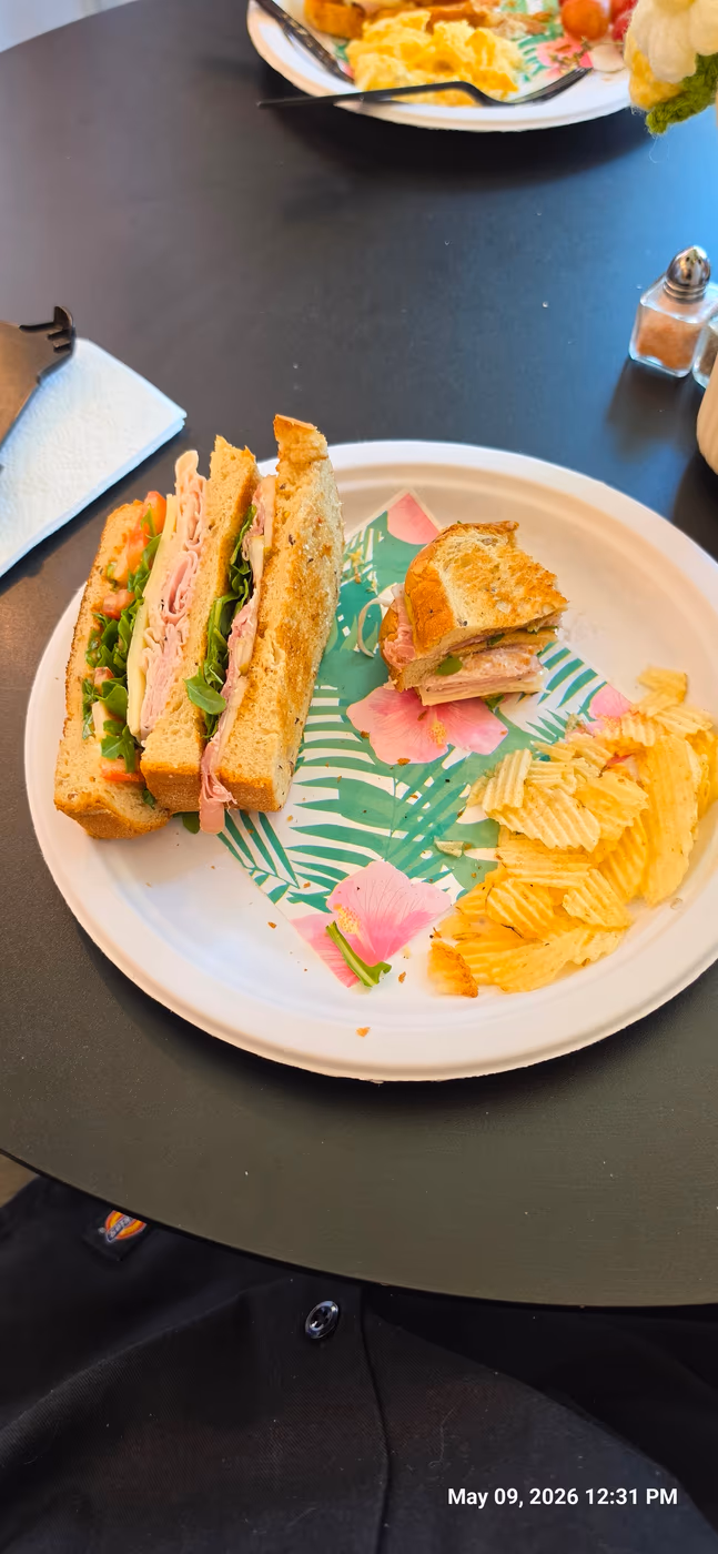 Fiore Cafe photo 4