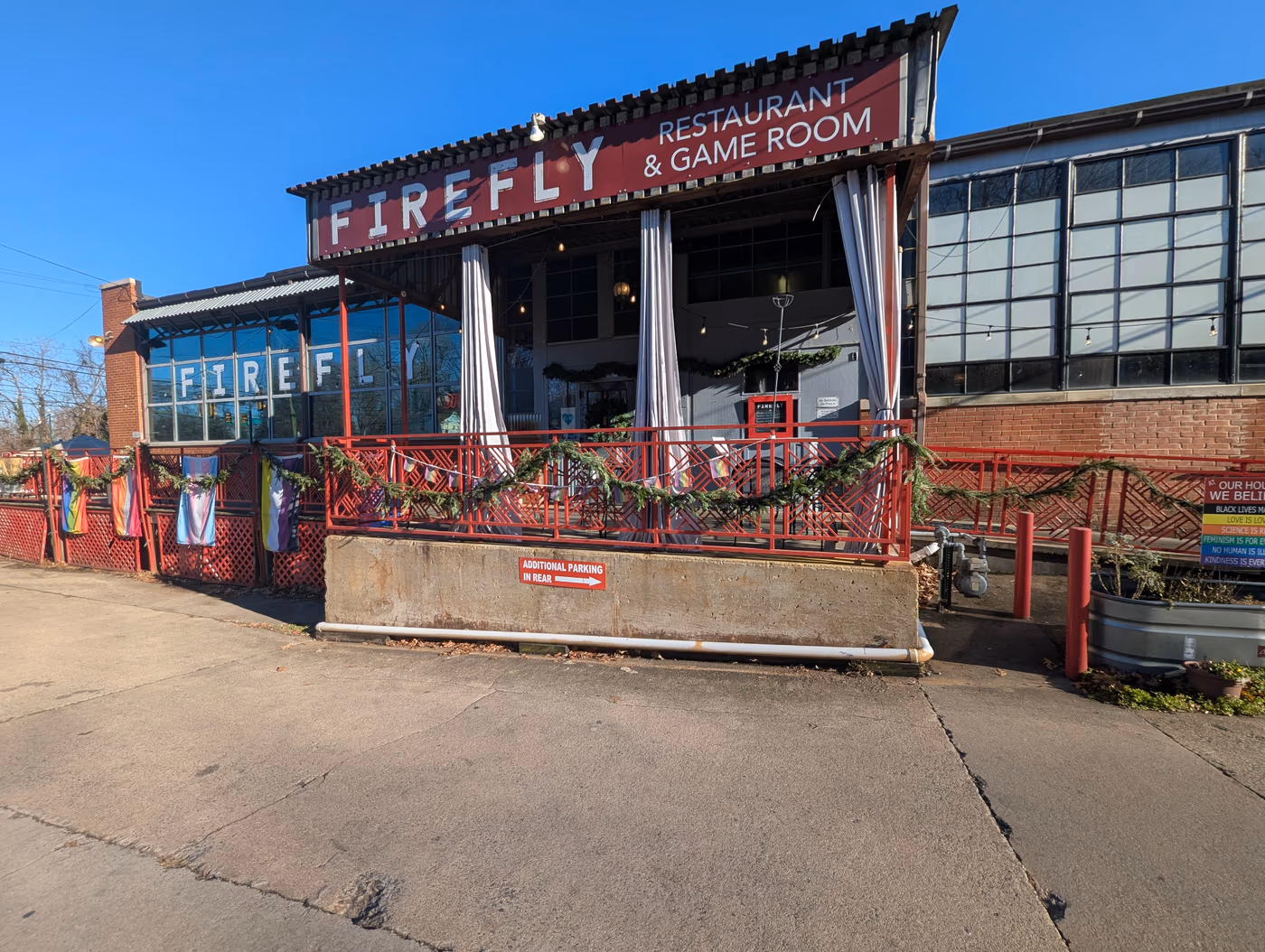 FIREFLY Restaurant + Game Room