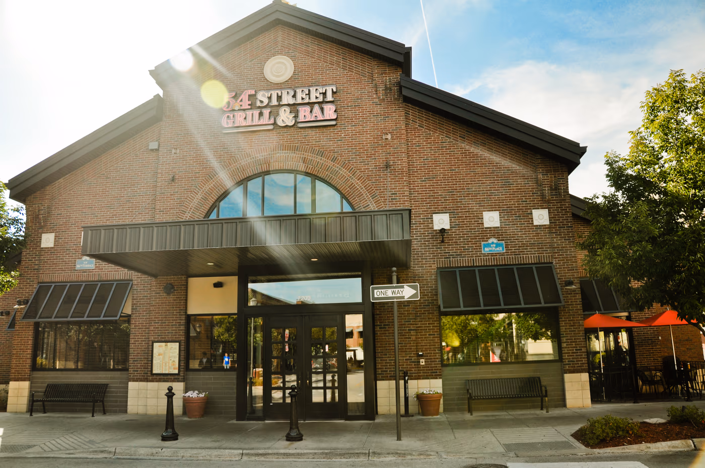 Five Four Restaurant & Drafthouse