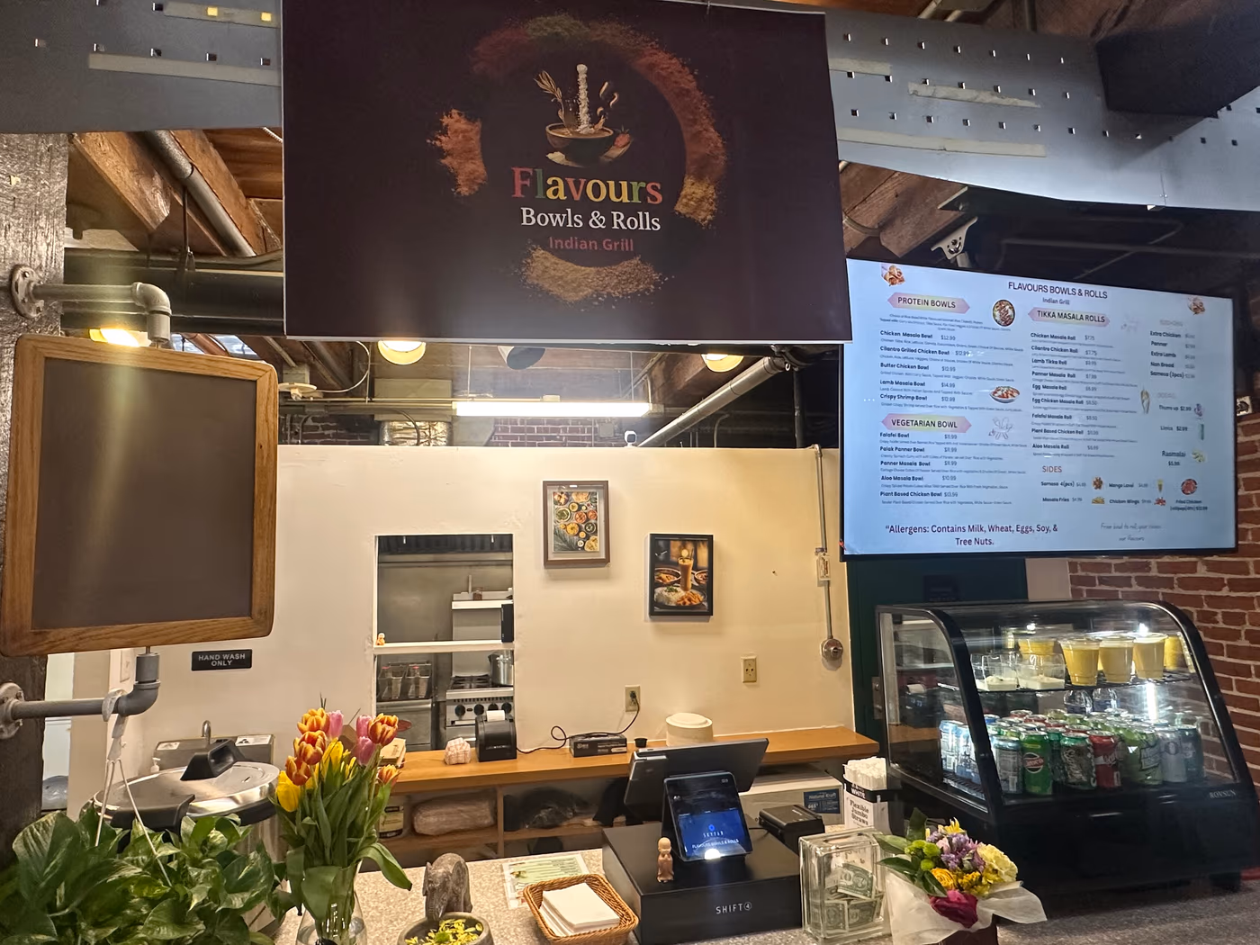 Flavours Bowls & Rolls
