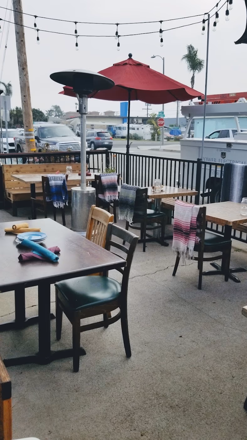Flying Pig Pub & Kitchen photo 2