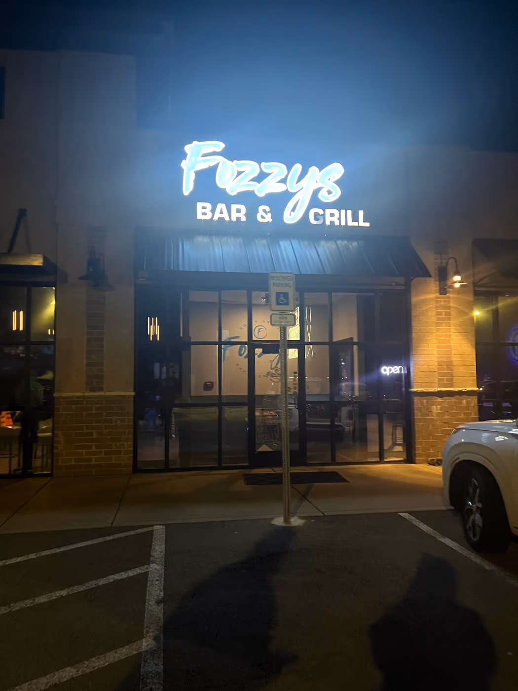 Fozzy's Bar & Grill