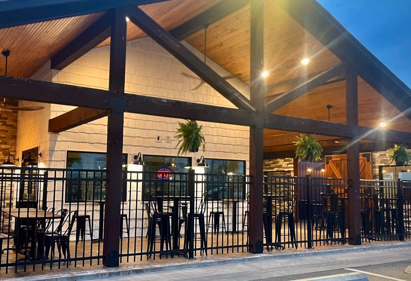 Frazier's Restaurant photo 2