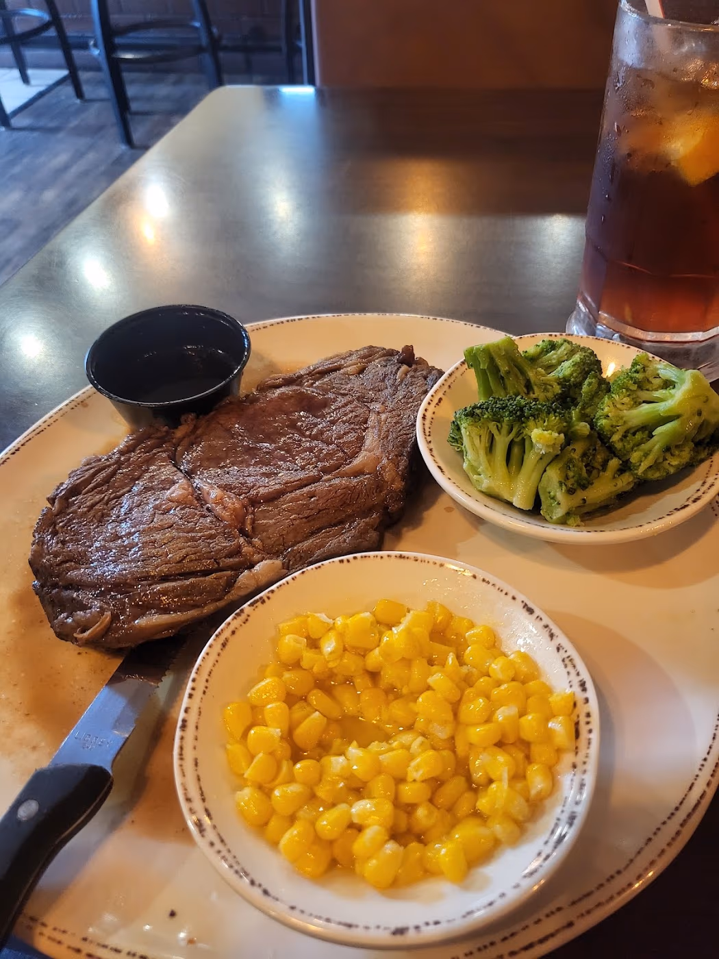 Frazier's Restaurant photo 3