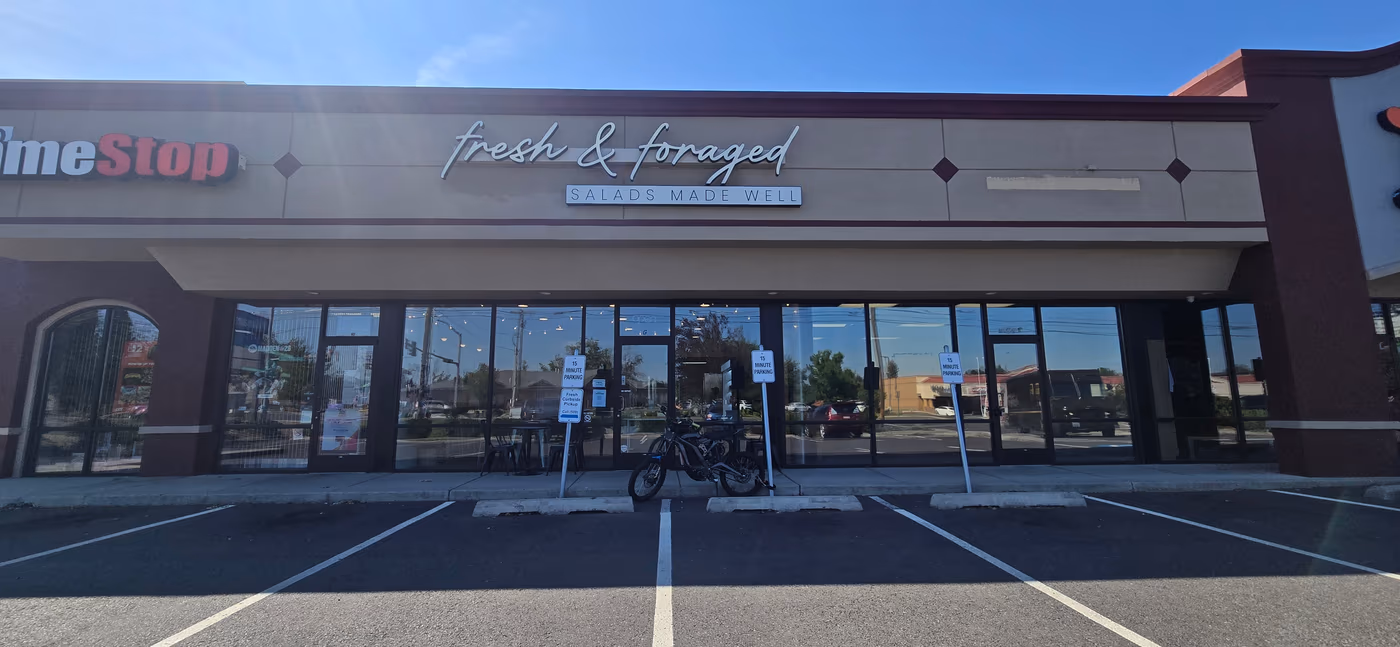 Fresh & Foraged Cafe